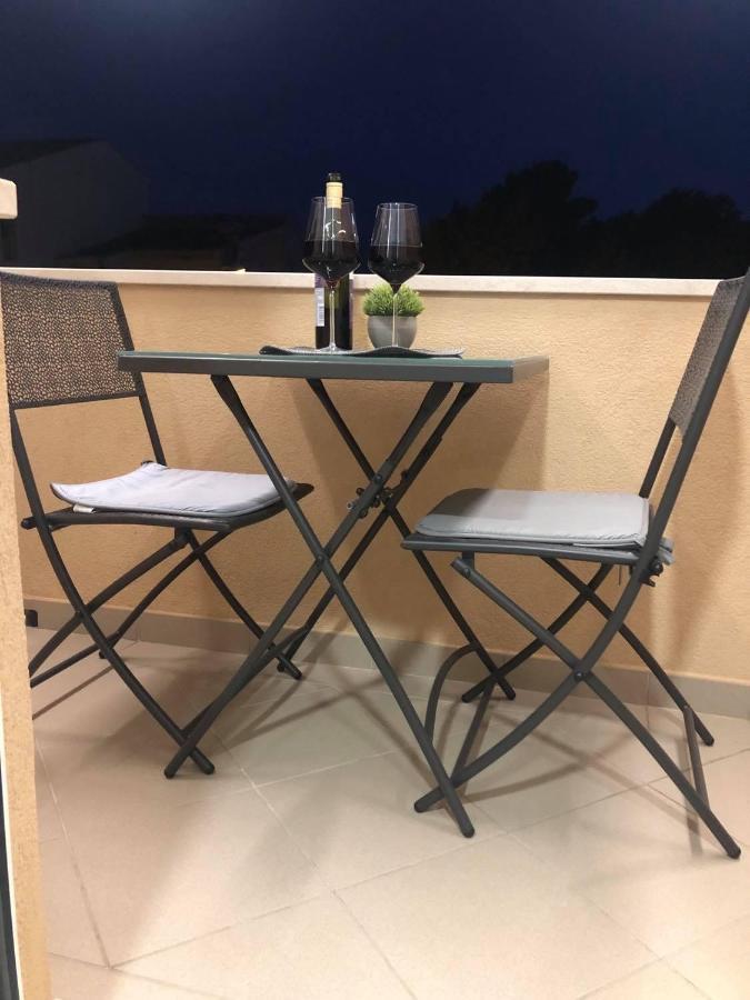 Deluxe Apartments Kate Makarska Ngoại thất bức ảnh
