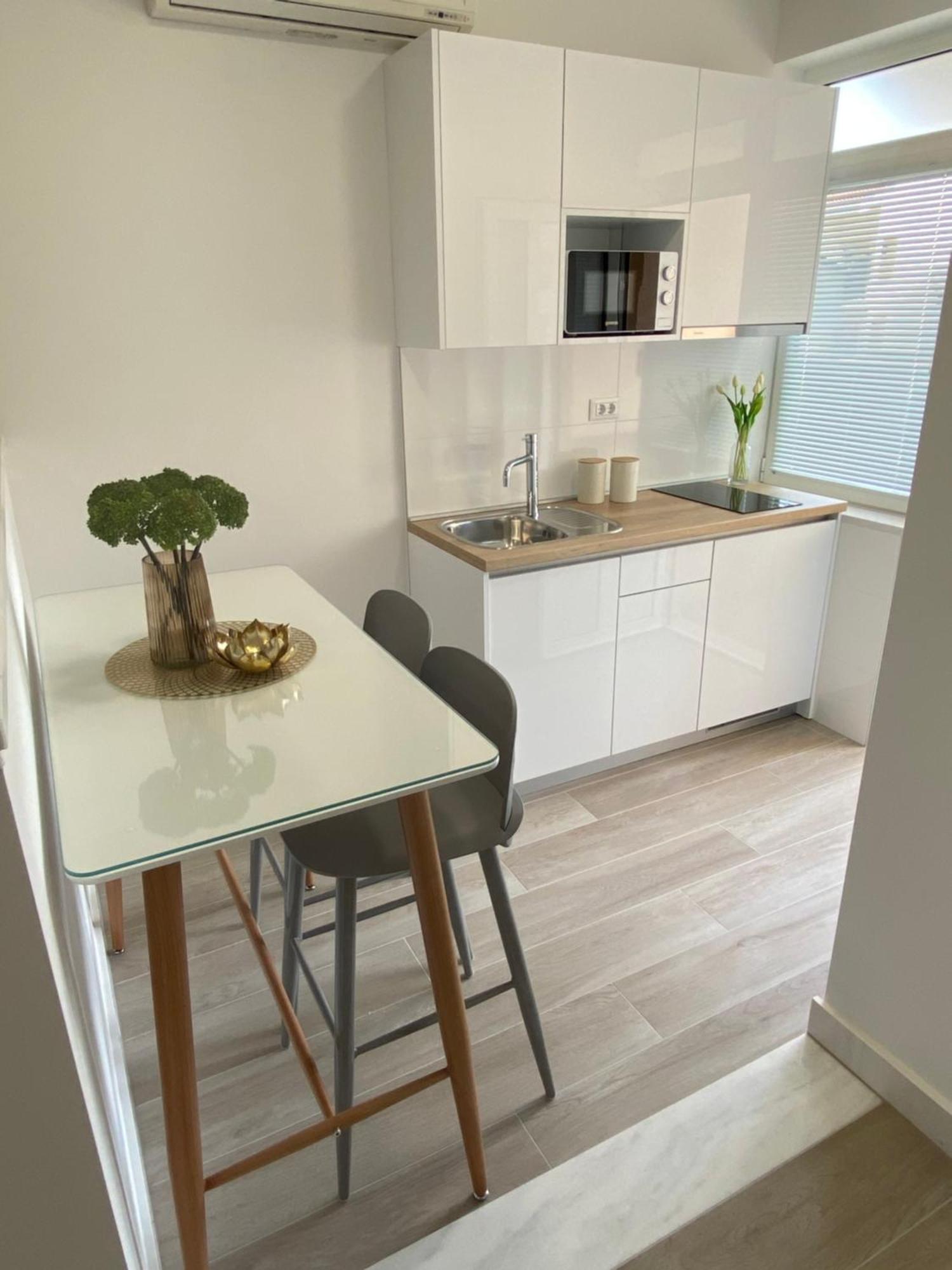 Deluxe Apartments Kate Makarska Ngoại thất bức ảnh