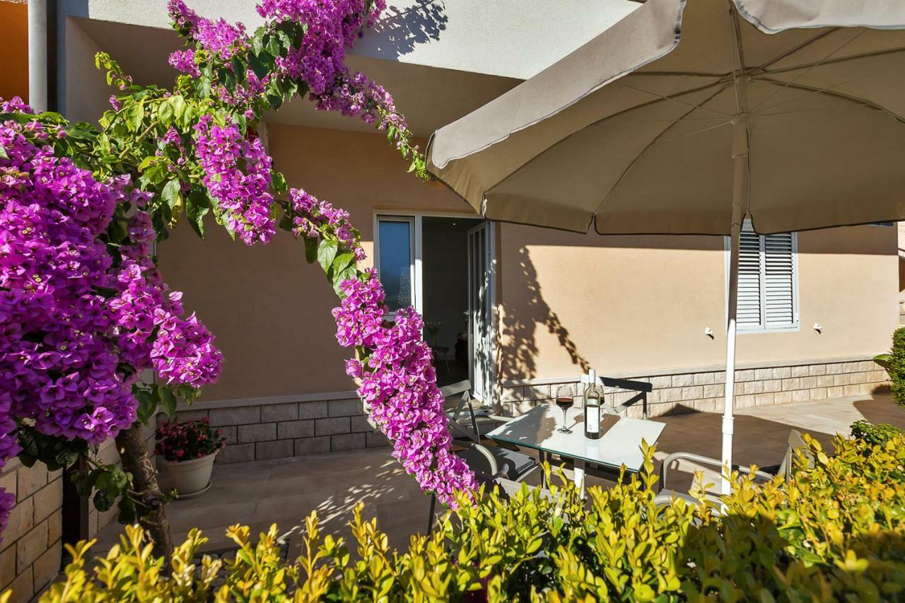 Deluxe Apartments Kate Makarska Ngoại thất bức ảnh